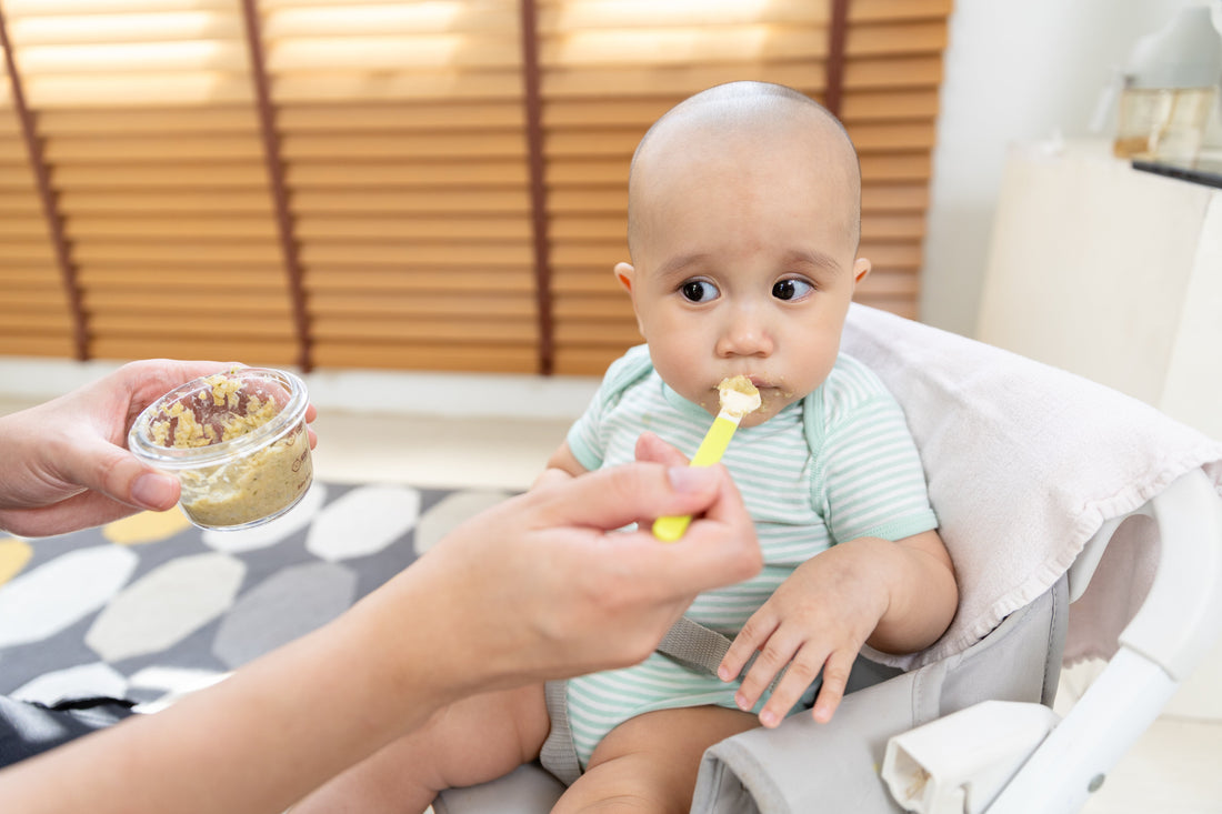 Why Moms Choose Natural Foods for Their Babies